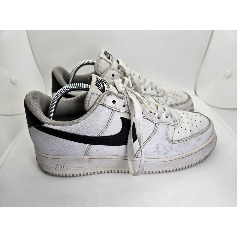 Nike Air Force 1 Low '07 Shoes Men's 9 White Black Leather Athletic OG Sneakers